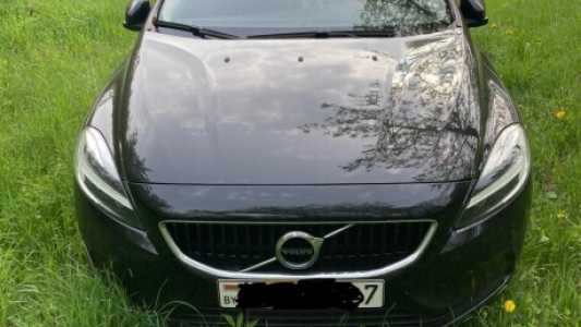 Volvo V40 II Рестайлинг, 2019, пробег 95000 км Volvo V40 II Рестайлинг, 2019, пробег 95000 км