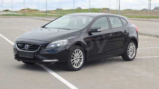 Volvo V40 II Рестайлинг