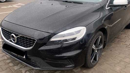 Volvo V40 II Рестайлинг