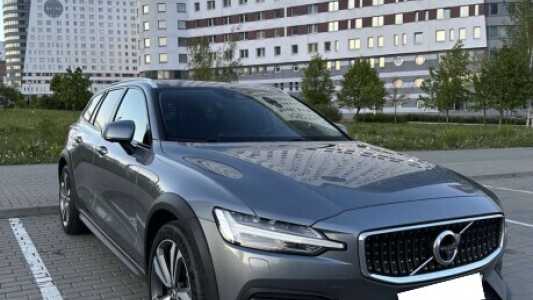 Volvo V60 Cross Country II, 2019, пробег 199000 км