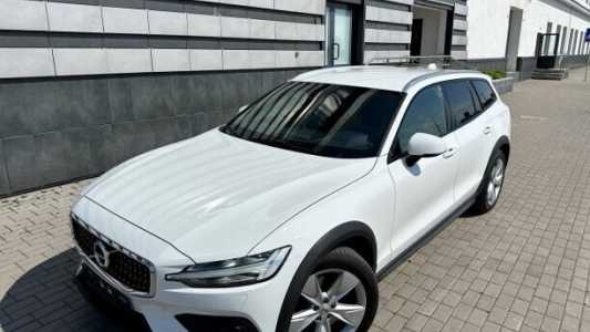 Volvo V60 Cross Country II, 2019, пробег 98000 км