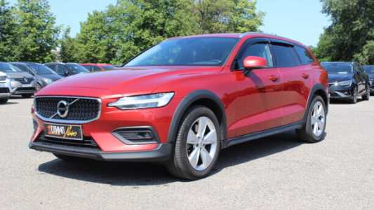 Volvo V60 Cross Country II, 2021, пробег 175000 км