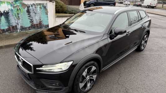 Volvo V60 Cross Country II