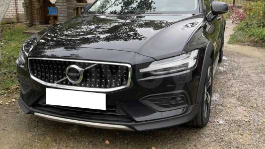 Volvo V60 Cross Country II