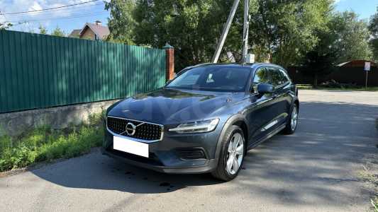 Volvo V60 Cross Country II