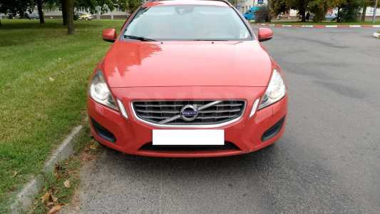 Volvo V60 I