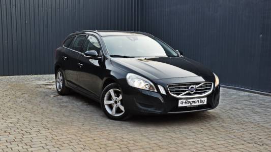 Volvo V60 I