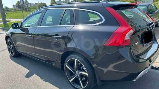 Volvo V60 I