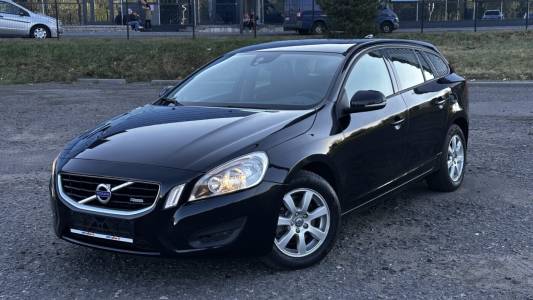 Volvo V60 I