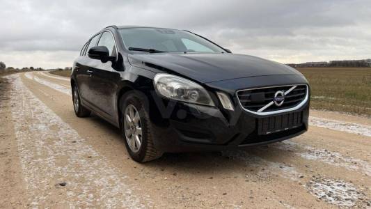 Volvo V60 I