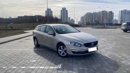 Volvo V60 I  Рестайлинг, 2018, пробег 242245 км