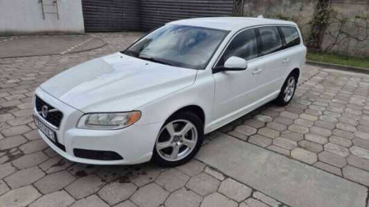Volvo V70 III, 2013, пробег 290000 км