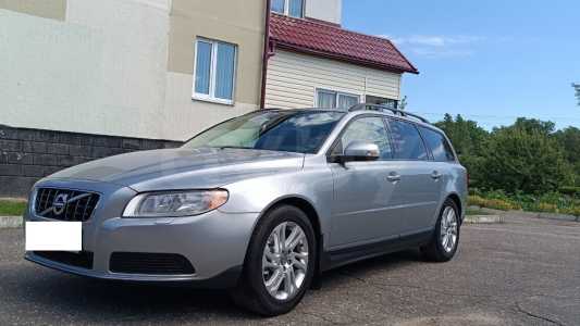 Volvo V70 III