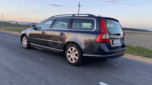 Volvo V70 III