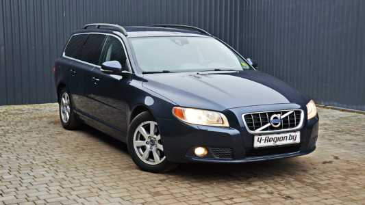 Volvo V70 III