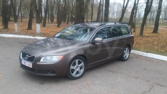 Volvo V70 III