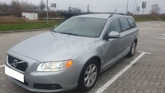 Volvo V70 III