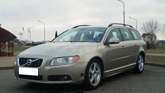 Volvo V70 III