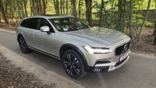 Volvo V90 Cross Country I, 2019, пробег 235500 км Volvo V90 Cross Country I, 2019, пробег 235500 км