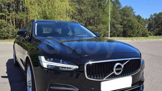 Volvo V90 II