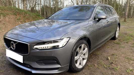 Volvo V90 II