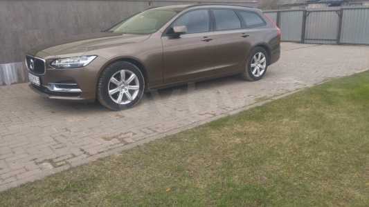 Volvo V90 II