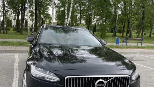Volvo V90 II