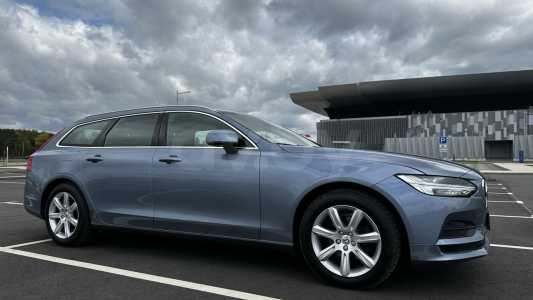 Volvo V90 II