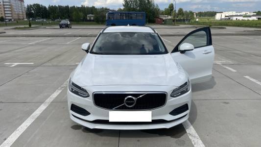 Volvo V90 II