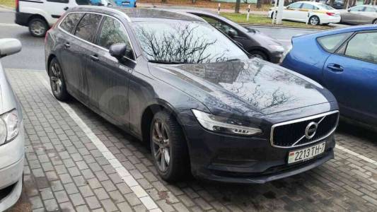 Volvo V90 II