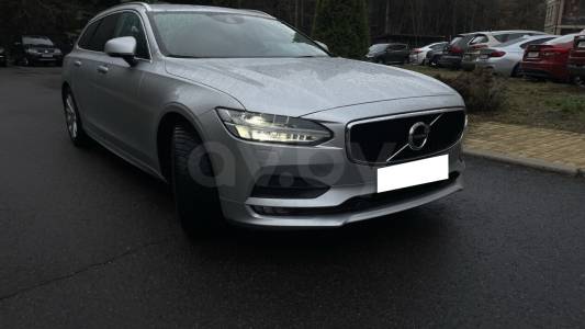 Volvo V90 II