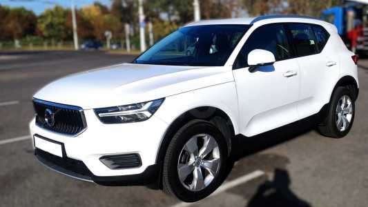 Volvo XC40 I
