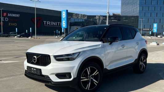 Volvo XC40 I