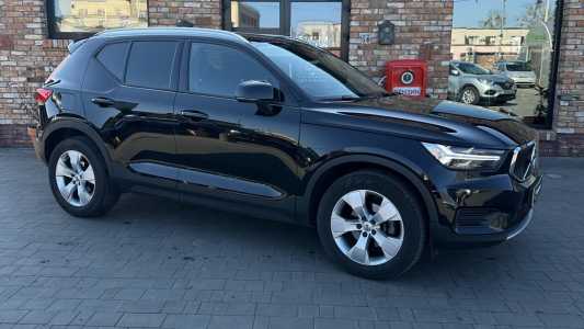Volvo XC40 I