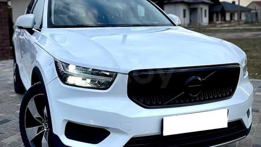 Volvo XC40 I