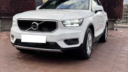 Volvo XC40 I