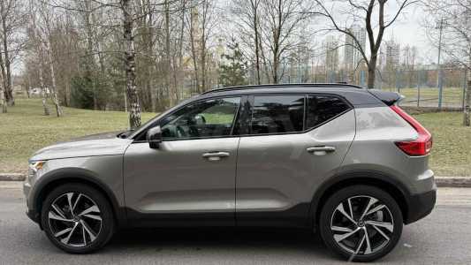 Volvo XC40 I