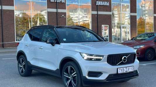 Volvo XC40 I