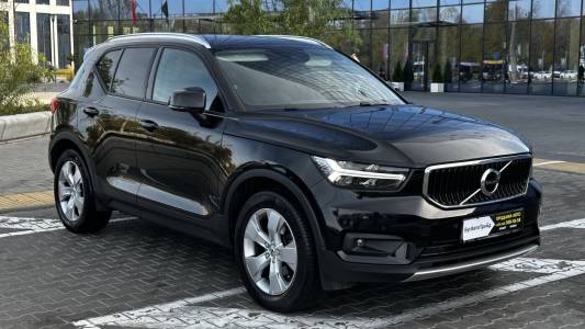 Volvo XC40 I