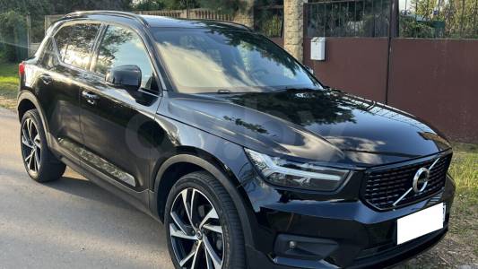 Volvo XC40 I