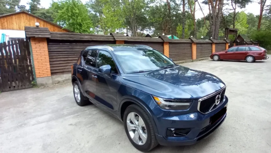 Volvo XC40 I