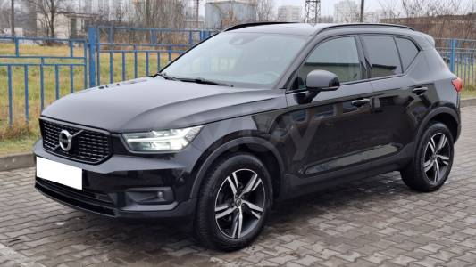 Volvo XC40 I