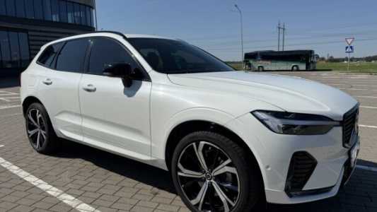 Volvo XC60 II Рестайлинг, 2022, пробег 19600 км Volvo XC60 II Рестайлинг, 2022, пробег 19600 км