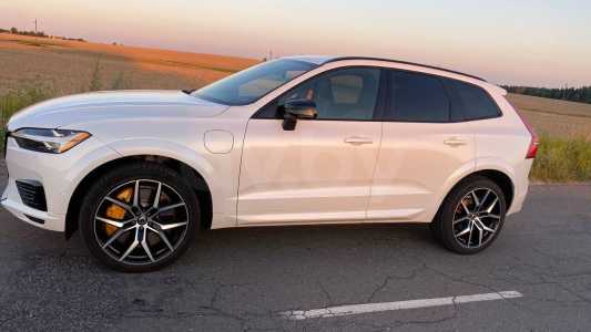 Volvo XC60 II Рестайлинг Volvo XC60 II Рестайлинг
