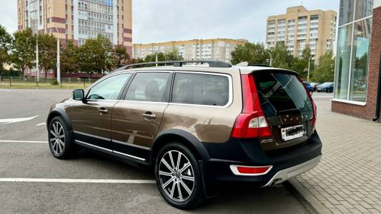 Volvo XC70 III