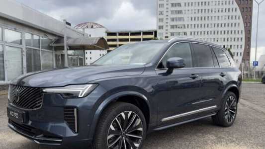 Volvo XC90 II  2-й рестайлинг, 2024, пробег 30 км