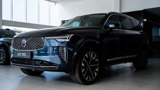 Volvo XC90 II  2-й рестайлинг, 2024, пробег 30 км