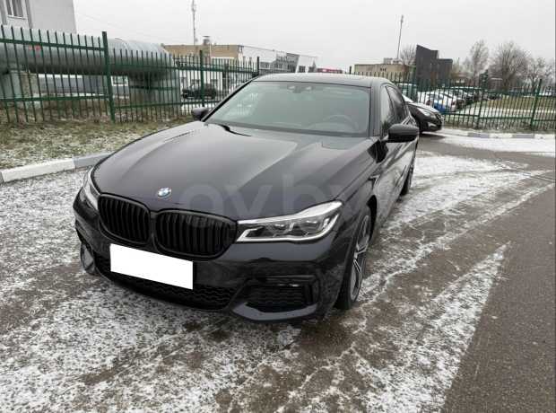 BMW 7 серия G12 (Long)