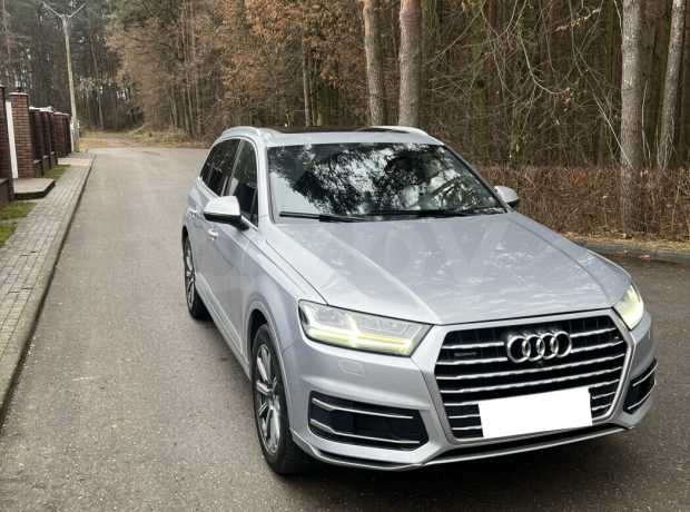 Audi Q7 4M