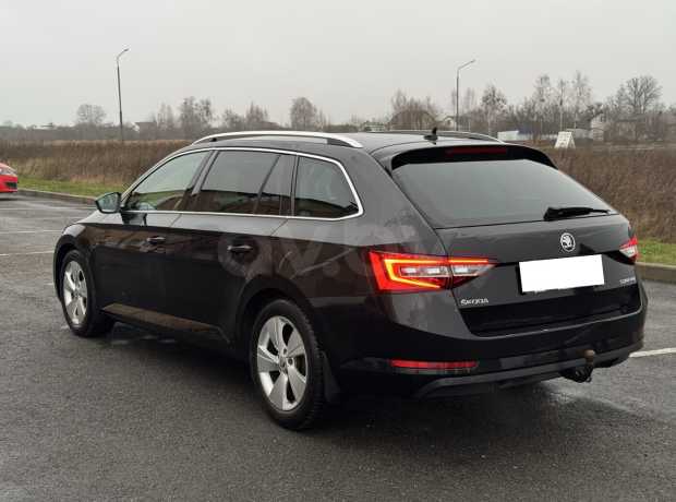 Skoda Superb III